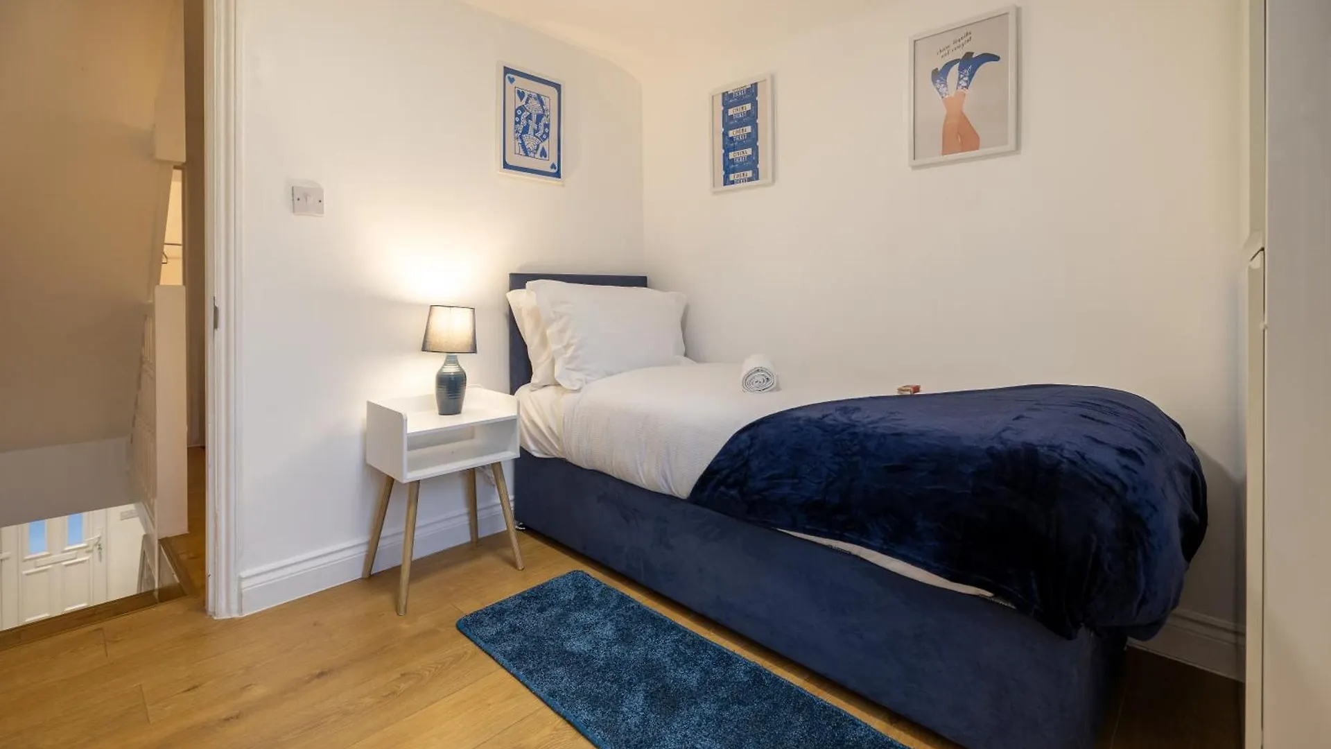 فيلة 5- Spacious Bedroom Orchard Haven كامبريدج