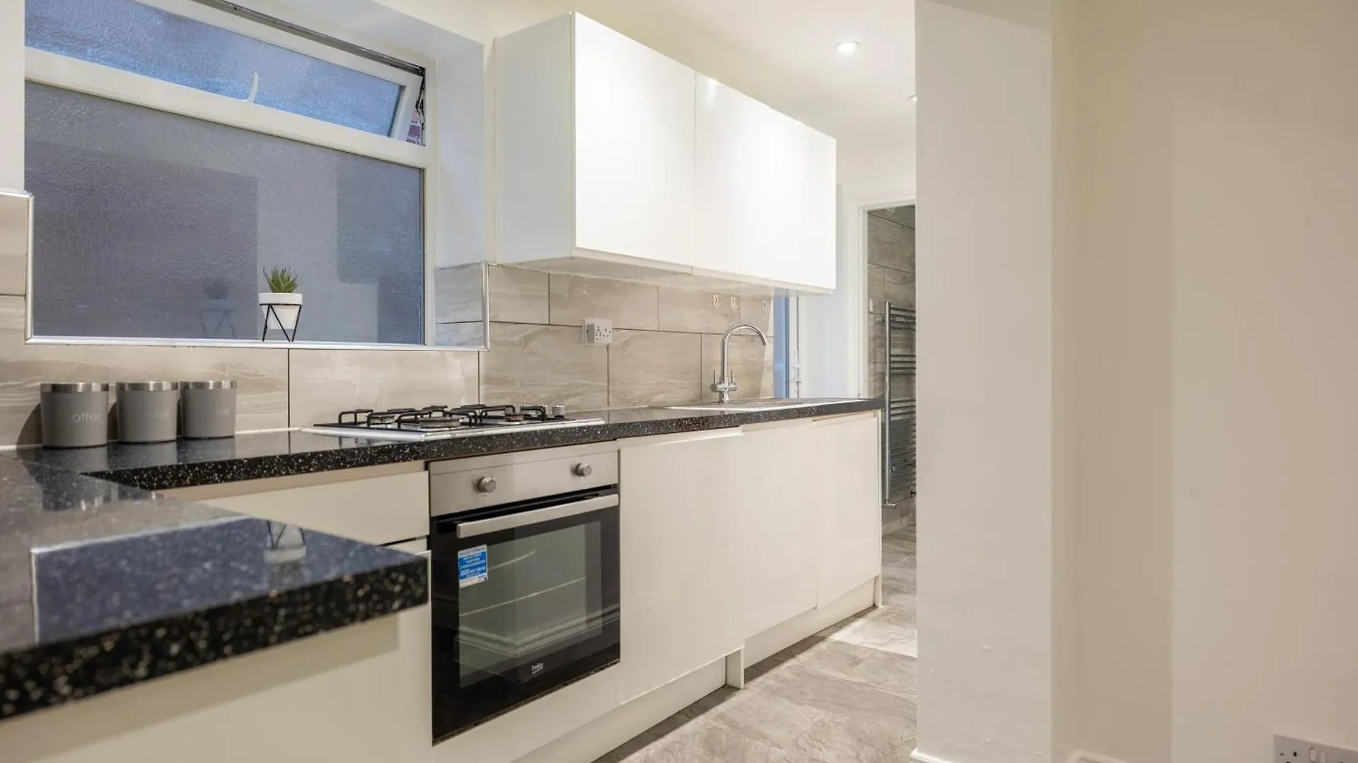 5- Spacious Bedroom Orchard Haven كامبريدج 0*,